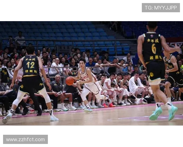 浙江广厦球迷见面会热烈举行 王博等球员与粉丝亲密互动共度难忘时光